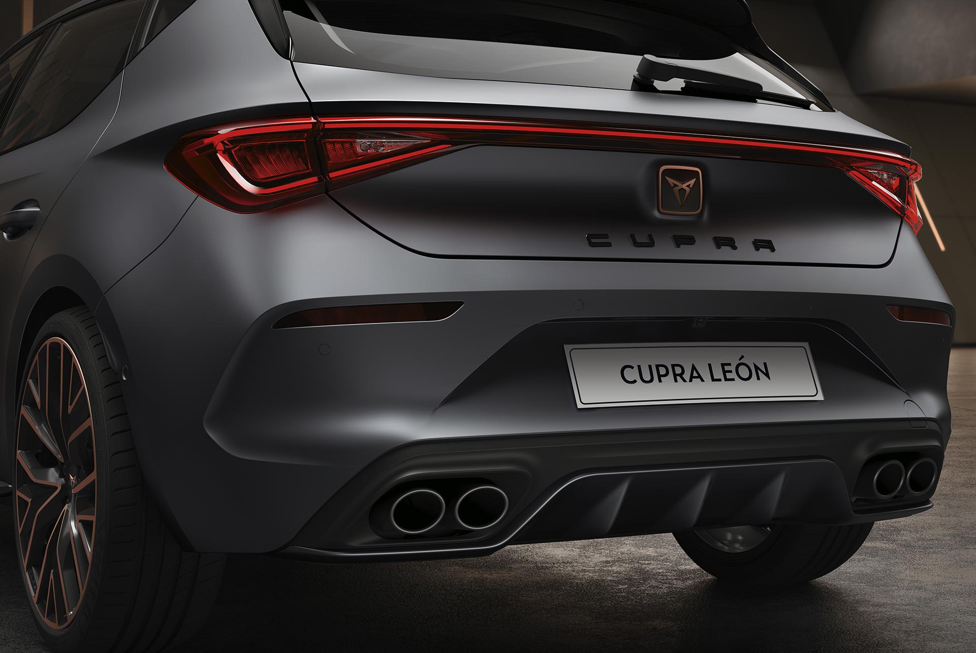 CUPRA León con estética dinámica y sofisticada.  