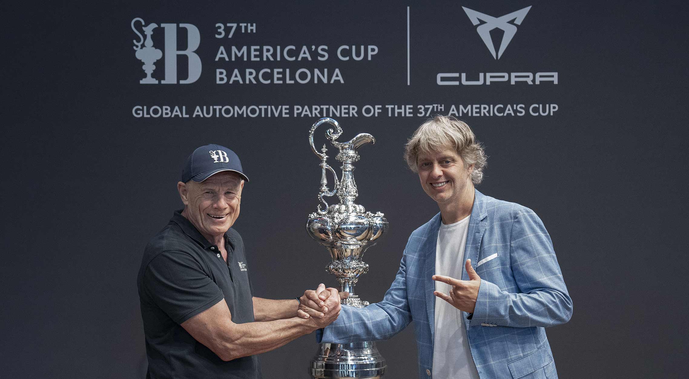 El nuevo CUPRA Terramar, vehículo oficial de la competencia, también se presentará íntegramente en el marco de la 37ª America's Cup.