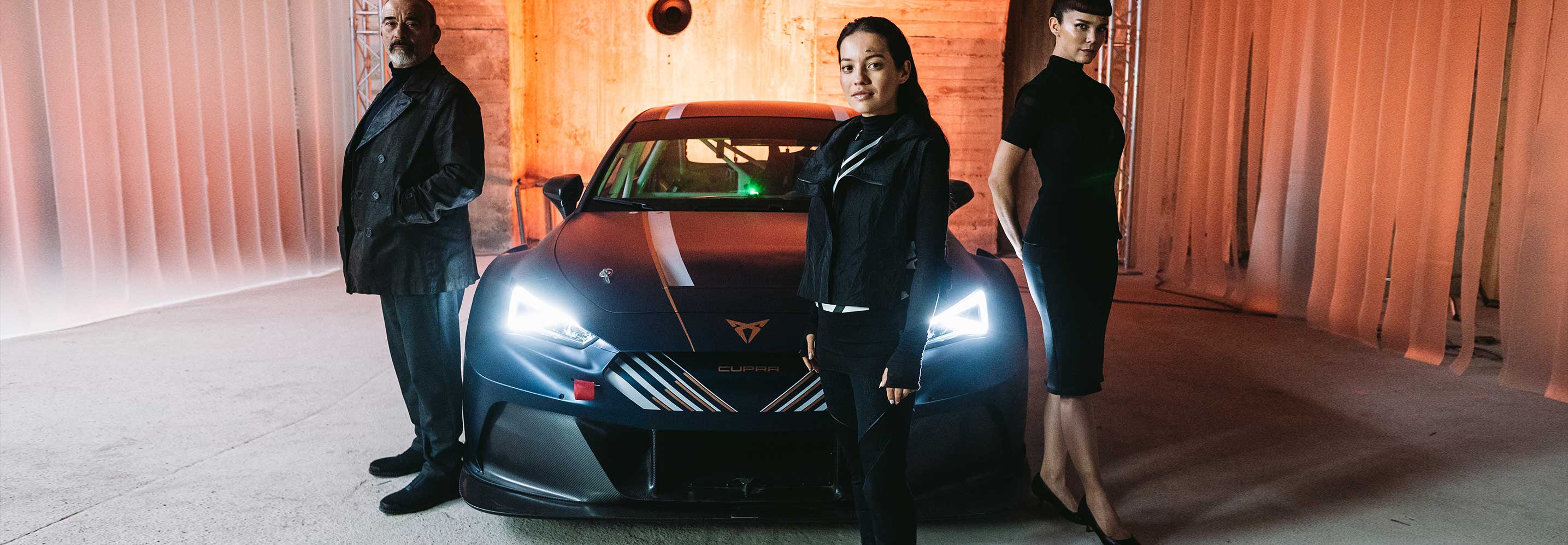 Los jugadores de FC Barcelona se adentran en el mundo CUPRA y personalizan sus propios vehículos Los jugadores de FC Barcelona se adentran en el mundo CUPRA y personalizan sus propios vehículos